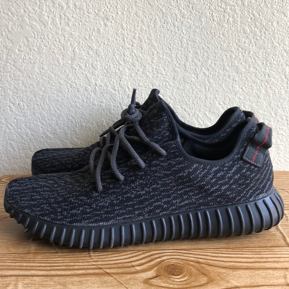 Yezzy Boost 350 Pirate Black 2015 SZ 13 Pre-Owned